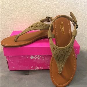 Sandals-Arizona NWT